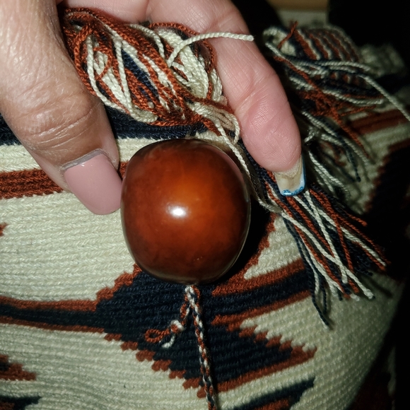 Wayuu Style Hand woven purse - Picture 3 of 8